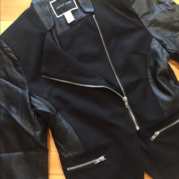 Little jacket - Picture 2 of 4